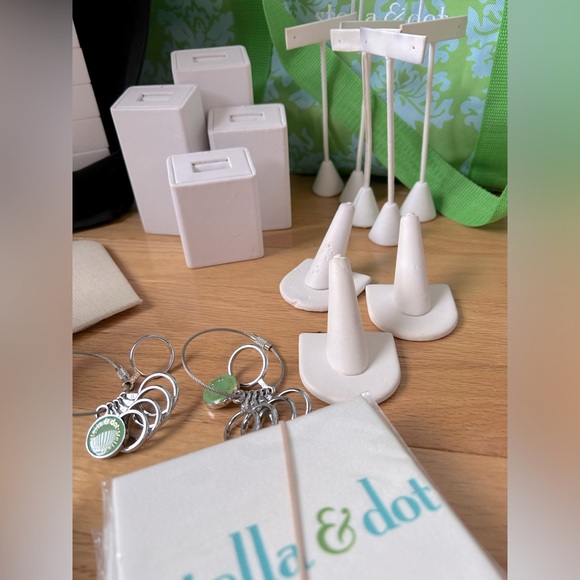 Jewelry Display LOT - Picture 3 of 8